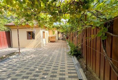 Casa 3 camere | 2 min Metrou Laminorului | Teren 241 mp | Renovata complet - 1