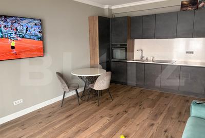 Apartament cu 2 camere semidecomandat, mobilat în Nord-Vest