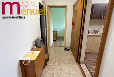 Apartament 3 camere,str.Vitoriei ,etaj 1,garaj si boxa - 12