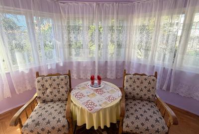 Vilă istorică de vânzare  Castel Aura Buzescu Bușteni  str. Victoriei nr. 11 - 28