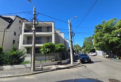 Apartament cu 2 camere decomandat în Mihai Bravu