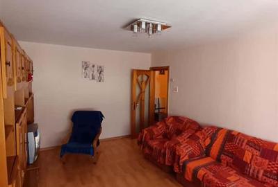Apartament cu 2 camere decomandat în Radu Negru