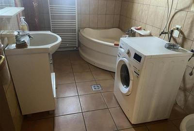 Casa de vanzare in sat Hangulesti cu suprafata de 133 mp , suprafata teren 2000 - 12