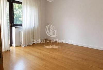 Birou, de 55.00 mp, în Capitale
