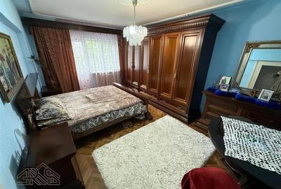 Apartament 3 Camere de Vanzare sau Inchiriere, Strada Lupeni – 81 mp, Etaj 1 - 4