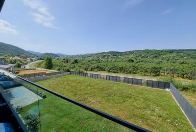 Casă individuală cu 5 camere în Exterior Est