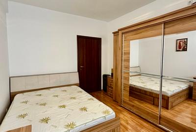 Apartament cu 2 camere decomandat în Jiului
