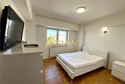 Apartament cu 2 camere decomandat, mobilat în Est