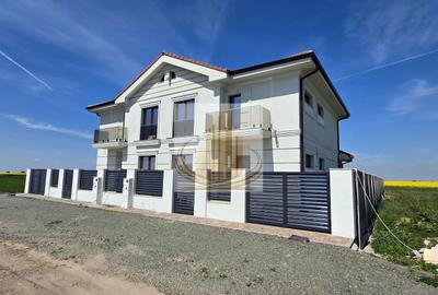 Duplex cu 5 camere în Săcălaz