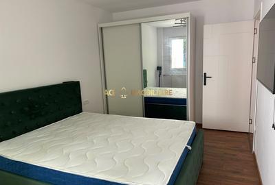 Apartament cu 3 camere decomandat, mobilat în Berceni