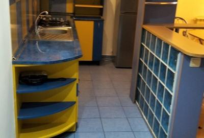 Apartament cu 2 camere decomandat, mobilat în Nerva Traian