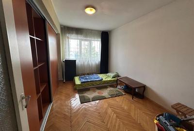 Apartament cu 4 camere de vanzare, zona Teatru - 4