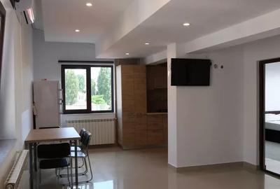 Apartament cu 3 camere semidecomandat, mobilat în Trocadero