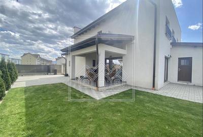 Duplex cu 4 camere în Șelimbăr