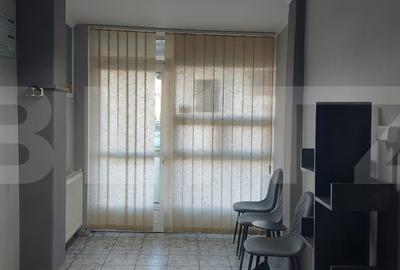 Spațiu comercial, de 28.50 mp, în Burdea