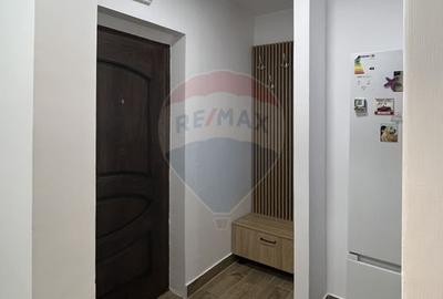 Garsonieră decomandată, renovată, mobilată si utilată - Piața Iancului - 13