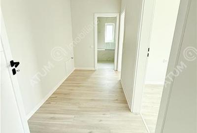 Apartament la cheie cu 3 camere si balcon zona Pictor Brana/Selimbar - 11