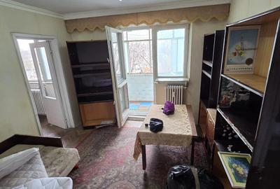 Apartament cu 2 camere nedecomandat în Alexandru cel Bun
