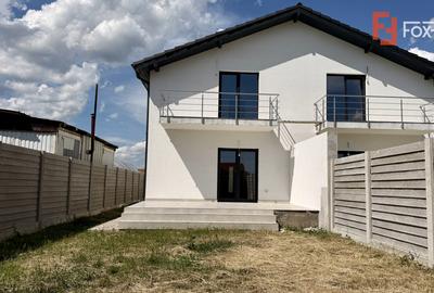 Duplex de vanzare 4 camere, langa Mega Image - Mosnita Noua - 1
