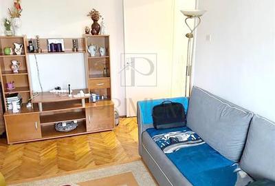 GIROCULUI - 3 CAM - ETAJ 2 - BLOC ANVELOPAT - 2BAI - SPATIOS - ZONA LINISTITA - 2
