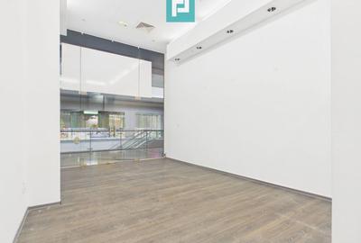 Spațiu comercial/de birouri/showroom în Arad - 2