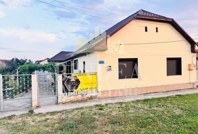 Casă individuală cu 4 camere în Giarmata