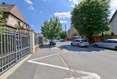 Casa individuala 185 mp utili S + P + E garaj si teren 777 mp Central - 9