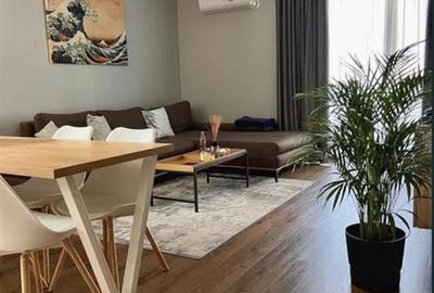 Apartament cu 3 camere semidecomandat, mobilat în Europa