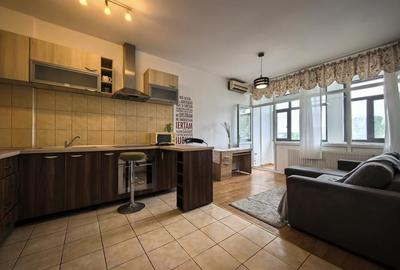 Apartament cu 2 camere semidecomandat, mobilat în Bularga