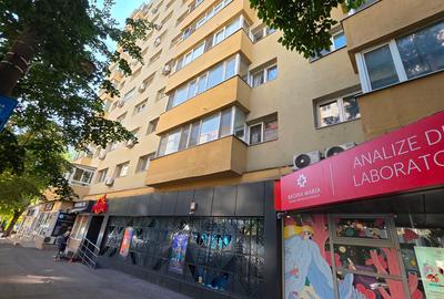 Apartament cu 4 camere decomandat în Barbu Văcărescu