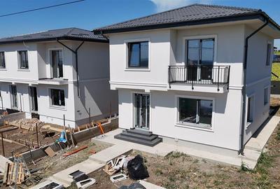 Casă individuală cu 4 camere în Valea Lupului