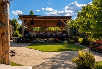 Afacere la cheie Brasov-Cazare, evenimente, wellness si agrement - 5
