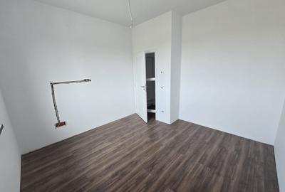 Complex rezidential nou. 4 Camere. 2 Bai. Curte. - 7
