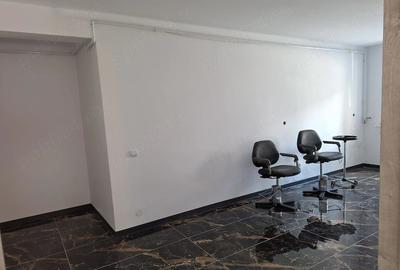 Apartament   sau spațiu comercial  41 mp Florești strada stejarului Nr 40 - 2