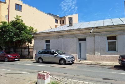 Duplex cu 3 camere în Central