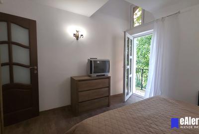 Vând casă de vacanță Bezdead, vedere la vale, acces Munții Bucegi - 40
