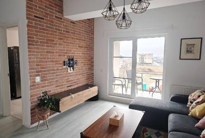 Apartament cu 3 camere decomandat, mobilat în Central