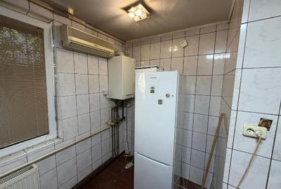 Apartament cu 3 camere centrala,balcon și boxă în Drumul Taberei - 7