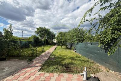 Casă individuală cu 4 camere în Brestei