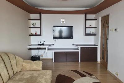 Apartament cu 2 camere decomandat, mobilat în Vitan