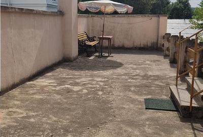 Casă de vanzare - Eleganță interbelică in centrul Ramnicului Valcea - 3
