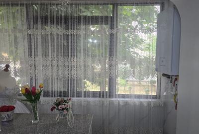 Apartament 3 camere de închiriat | Tomis 2 - 4