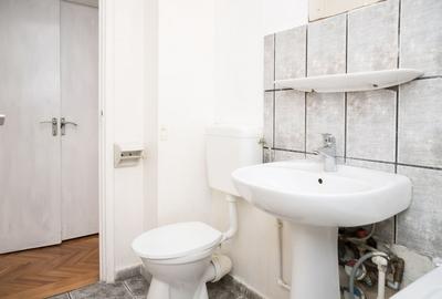 De vanzare 2 camere Titan | Etaj 3 | metrou Costin Georgian |  COMISION 0% - 19