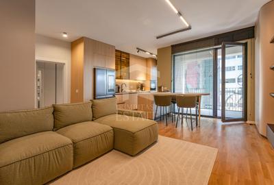 Apartament cu 2 camere semidecomandat, mobilat în Central