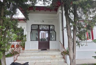 FAR - GARA ! CASA 4 CAMERE TEREN 400 MP. IDEAL SEDIU FIRMA BIROURI. - 2