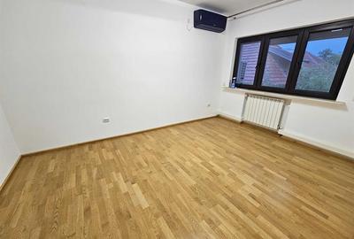 Casin-apartament in vila,120mp,ideal birouri - 2