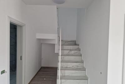 Agenție imobiliară vindem parte din duplex în Năvodari - 7