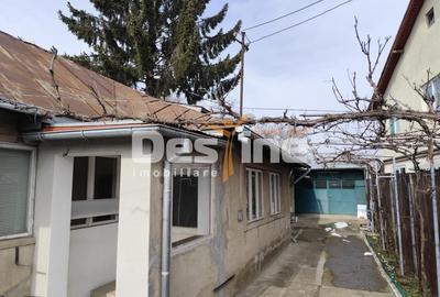 Casă individuală cu 3 camere în Central