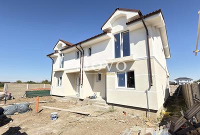 Duplex cu 4 camere în Moșnița Veche