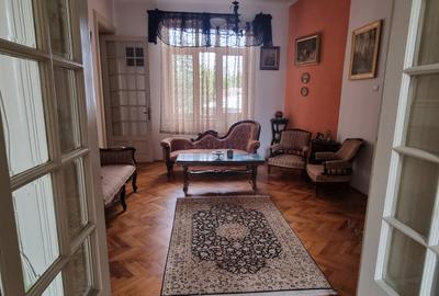 Apartament 4 camere  Calea Victoriei- Dacia ( Universitatea de Arte) - 11